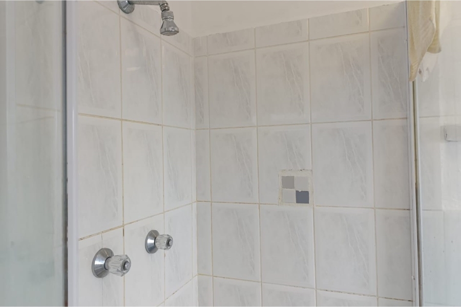 To Let 2 Bedroom Property for Rent in Parklands Western Cape